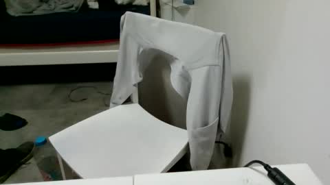 Snapshot of elfideo75 chatting on 22, 2, 2026 elfideo75 online show from 22, 2, 2026