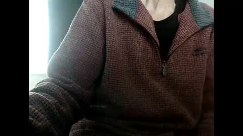 elfyonee online show from 11, 12, 2024