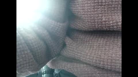 elfyonee online show from 11, 1, 2025