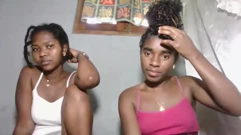 elia011 online show from 8, 11, 2025