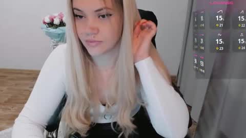 Snapshot of elia_ chatting on 10, 12, 2024 Ella online show from 10, 12, 2024