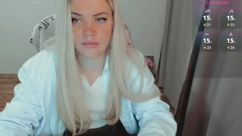 Ella online show from 10, 11, 2025