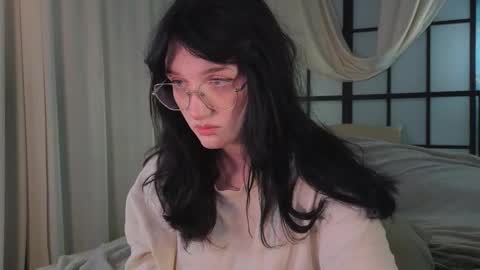 Ellie online show from 26, 9, 2025