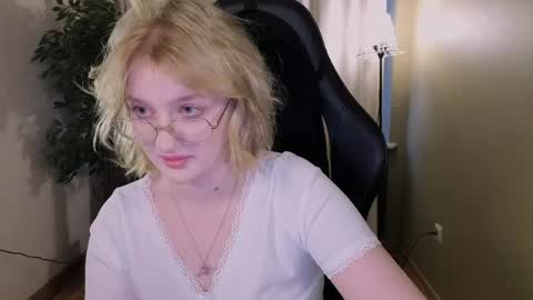 Ellie online show from 6, 3, 2026