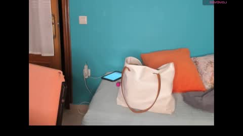 elifgirasol online show from 25, 2, 2025