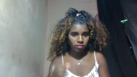 Snapshot of elina981 chatting on 10, 7, 2026 elina981 online show from 10, 7, 2026
