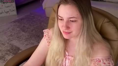 Elina online show from 17, 10, 2025