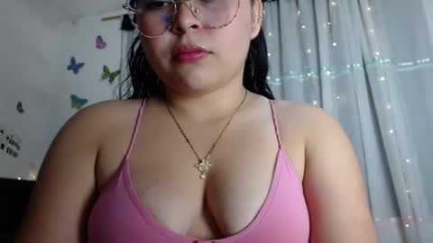 Elina  online show from 6, 11, 2025