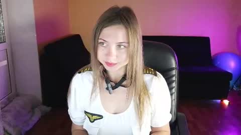Snapshot of elinaharper chatting on 18, 7, 2026 elinaharper online show from 18, 7, 2026