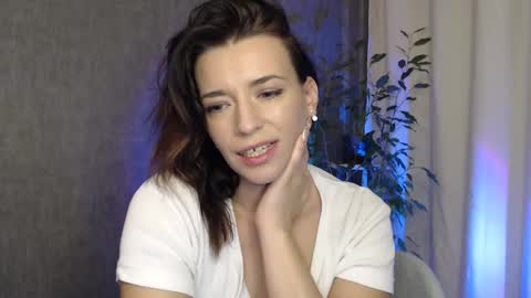 Snapshot of elinapretty chatting on 4, 12, 2024 Elina online show from 4, 12, 2024