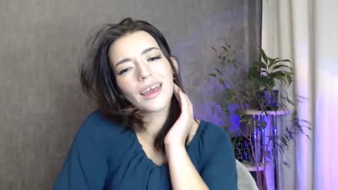 Snapshot of elinapretty chatting on 4, 10, 2025 Elina online show from 4, 10, 2025