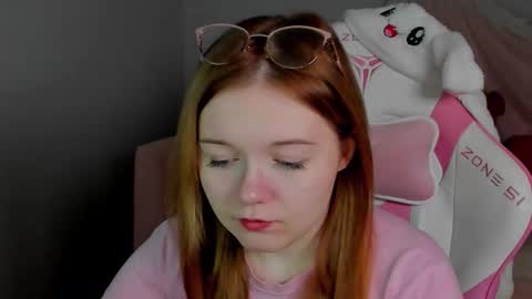 Snapshot of elinavale chatting on 3, 3, 2026 elinavale online show from 3, 3, 2026