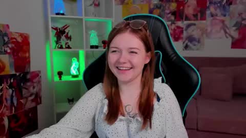 Snapshot of elinavale chatting on 4, 3, 2026 elinavale online show from 4, 3, 2026