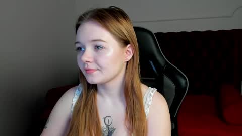 Snapshot of elinavale chatting on 23, 3, 2026 elinavale online show from 23, 3, 2026