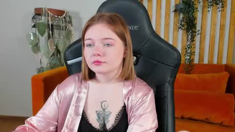 elinavale online show from 17, 7, 2026