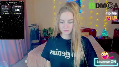 Snapshot of elinor_faith chatting on 22, 12, 2024 elinor_faith online show from 22, 12, 2024