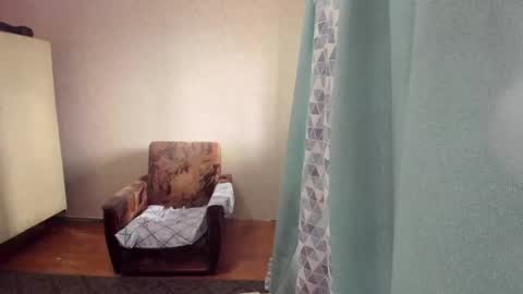 Snapshot of elis_gabbi chatting on 29, 4, 2026 Elis online show from 29, 4, 2026