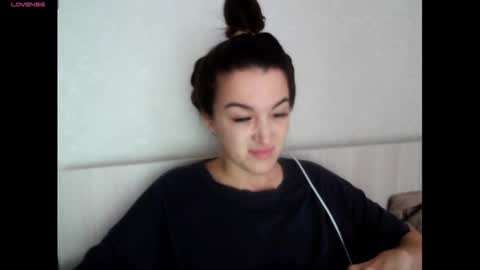 elisa_dove208 online show from 9, 9, 2025