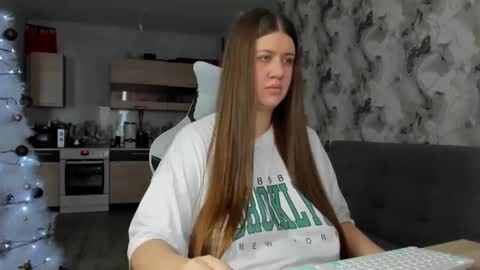 Aletta Oushen online show from 22, 12, 2025