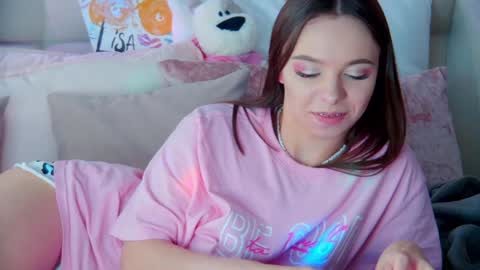 ElisabethDavis online show from 31, 1, 2025