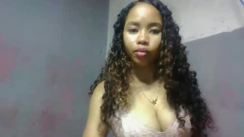 Snapshot of elisabethee chatting on 26, 4, 2026 elisabethee online show from 26, 4, 2026