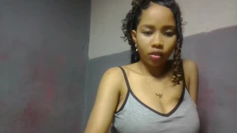 Snapshot of elisabethee chatting on 27, 4, 2026 elisabethee online show from 27, 4, 2026