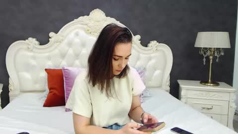 Krissy online show from 2, 3, 2026