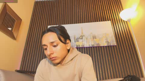 Elisa Sue online show from 6, 4, 2026