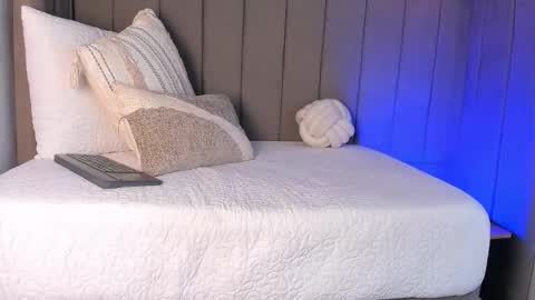 Elise diamond online show from 23, 3, 2026