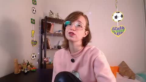 elise_nyx online show from 11, 6, 2026