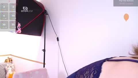 Snapshot of elise_nyx chatting on 4, 8, 2026 elise_nyx online show from 4, 8, 2026