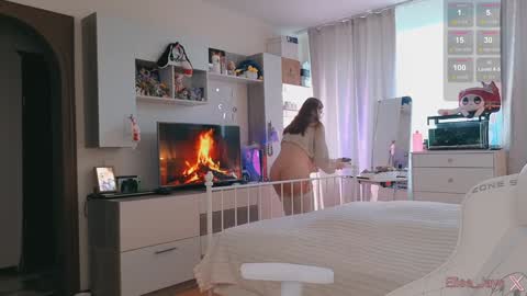 Snapshot of elisejays chatting on 14, 9, 2025 Elise online show from 14, 9, 2025