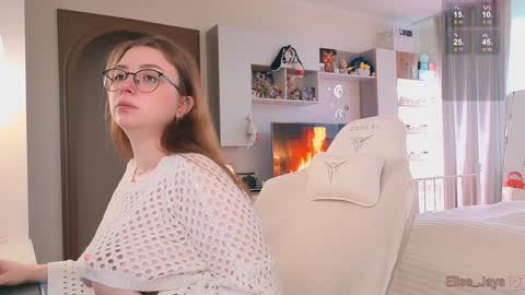 Snapshot of elisejays chatting on 2, 10, 2025 Elise online show from 2, 10, 2025