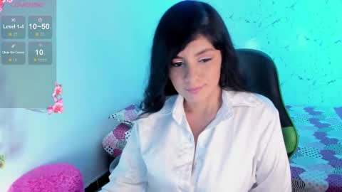 Snapshot of elissa_iris chatting on 23, 9, 2025 E L I S S A online show from 23, 9, 2025