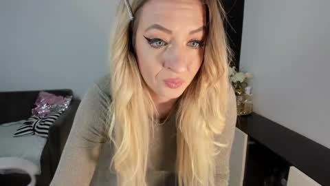 Elisa  Promotion   online show from 19, 1, 2025