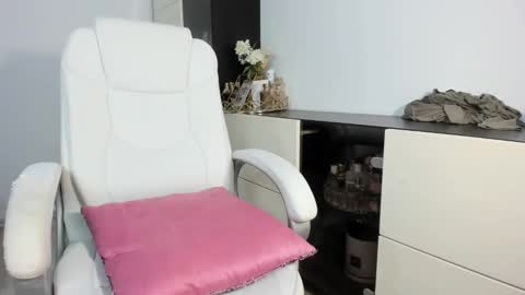 Elisa  Promotion   online show from 3, 2, 2025