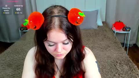 Snapshot of elissweets chatting on 23, 10, 2025 ElisSweet online show from 23, 10, 2025