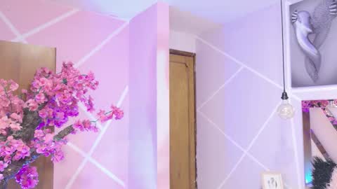 Snapshot of elit_noa chatting on 15, 12, 2025 elit noa online show from 15, 12, 2025