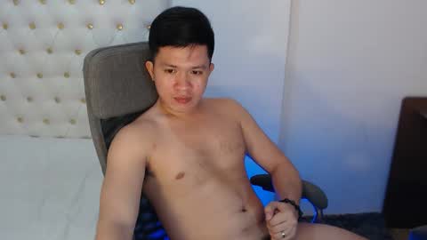 Snapshot of elitemanu chatting on 12, 9, 2025 elitemanu online show from 12, 9, 2025