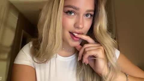 Stephanie online show from 10, 6, 2026