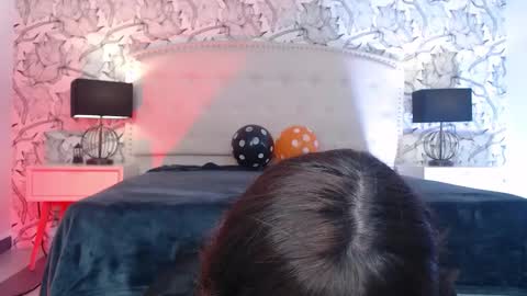 Snapshot of eliza_gh chatting on 15, 10, 2025 Eliza online show from 15, 10, 2025