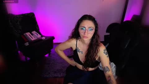 Snapshot of elizabeht_911 chatting on 15, 9, 2025 elizabeht_911 online show from 15, 9, 2025