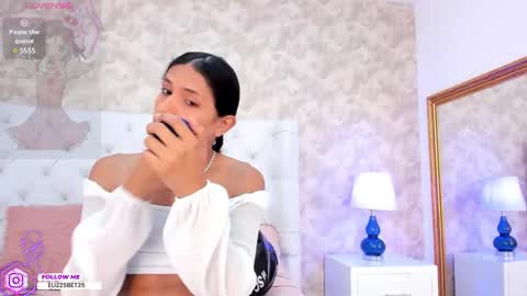 Elizabet Taylor online show from 3, 2, 2025