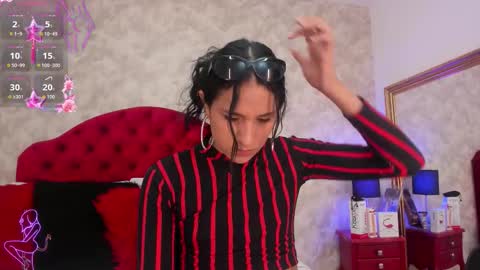 Elizabet Taylor online show from 1, 12, 2025