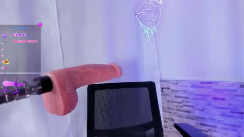 Elizabeth online show from 6, 11, 2025