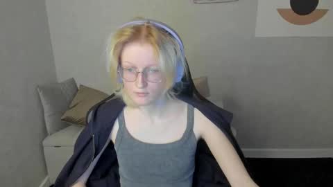 Snapshot of elizabeth_harpper chatting on 14, 9, 2025 Elizabeth online show from 14, 9, 2025