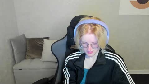 Snapshot of elizabeth_harpper chatting on 21, 9, 2025 Elizabeth online show from 21, 9, 2025