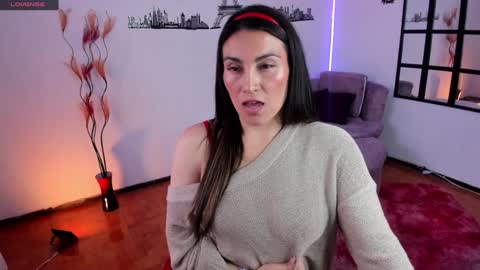 Elizabeth online show from 23, 12, 2024