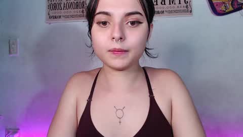 Elizabeth Taylor online show from 6, 1, 2025