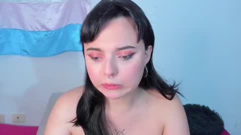 Elizabeth Taylor online show from 16, 12, 2025